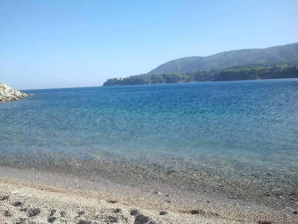 Hotel Due Torri Porto Azzurro 3*,