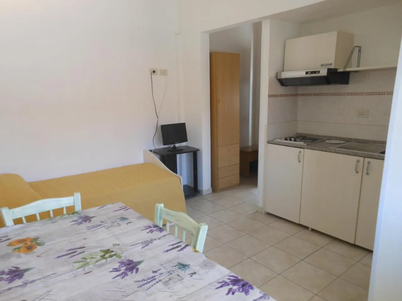 Hotel Due Torri Porto Azzurro 3*,
